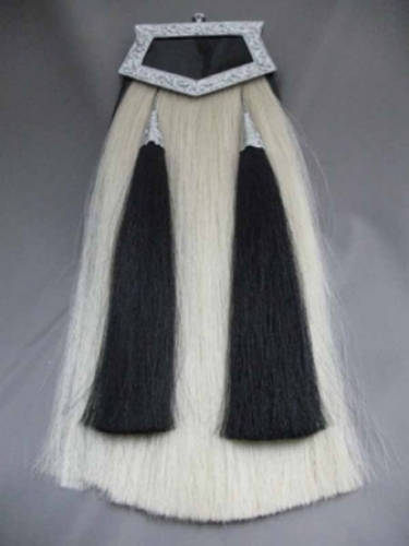 PRINCE-CHARLIE-CANTLE-HORSEHAIR-SPORRAN