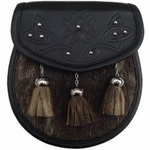 Seal-Skin-Sporran-THISTLE-embossed-on-Leather-Flap-with-studs-Chain-Straps
