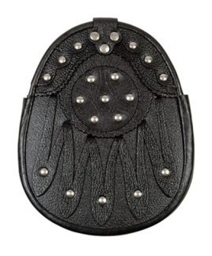 Basic-Black-Hunting-Sporran-Chain-Straps-Included